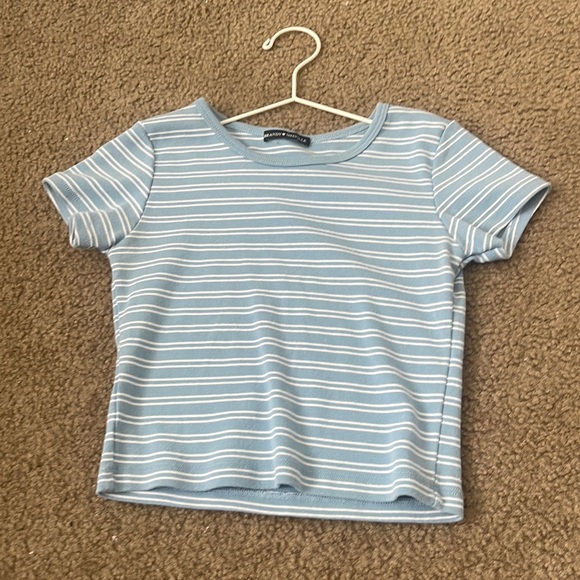 brandy melville stripped blue and white short sleeve - Picture 1 of 2